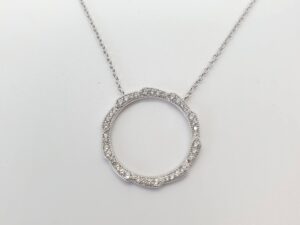 שרשרת מעגל החיים כסף