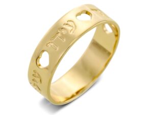 טבעת בנד עם לבבות חלולים