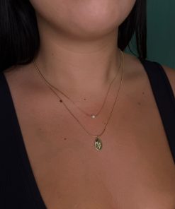 שרשרת רוז אובלי משובצת עם פנינה - תכשיט יוקרתי בעיצוב קלאסי